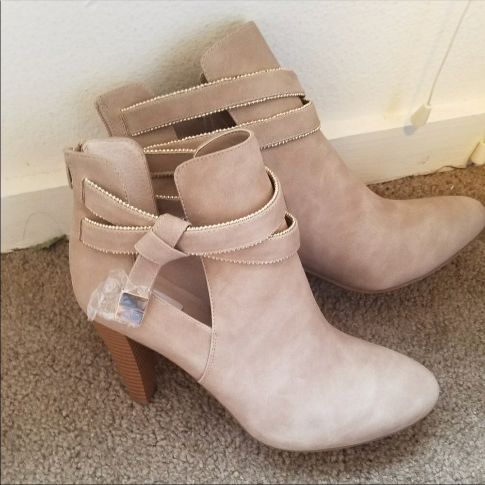 JLO ankle boots, never worn.